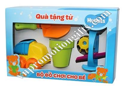 Bộ đồ chơi cát Huggies