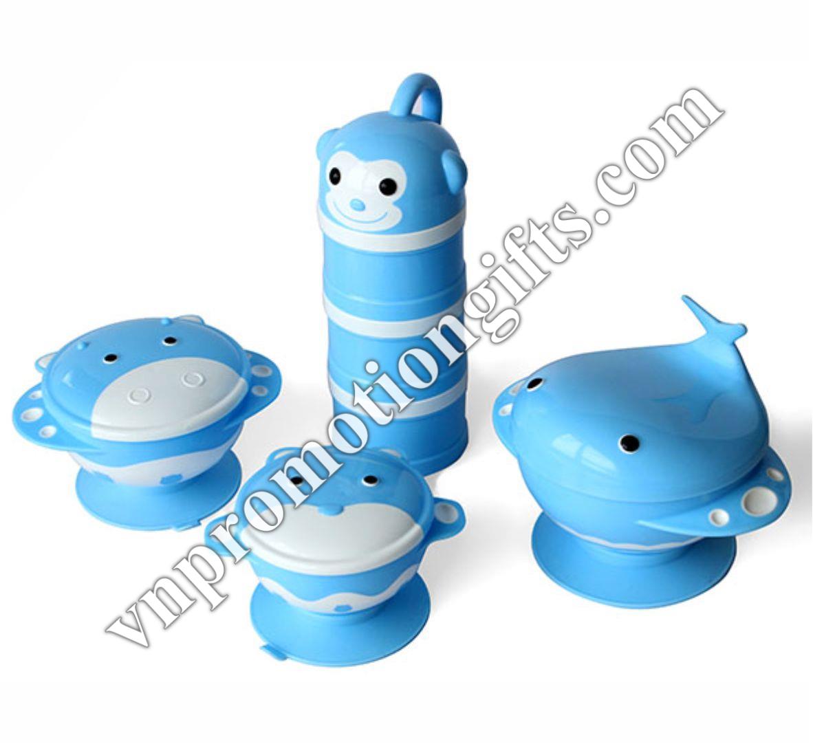 Bộ dụng cụ ăn cho em bé
