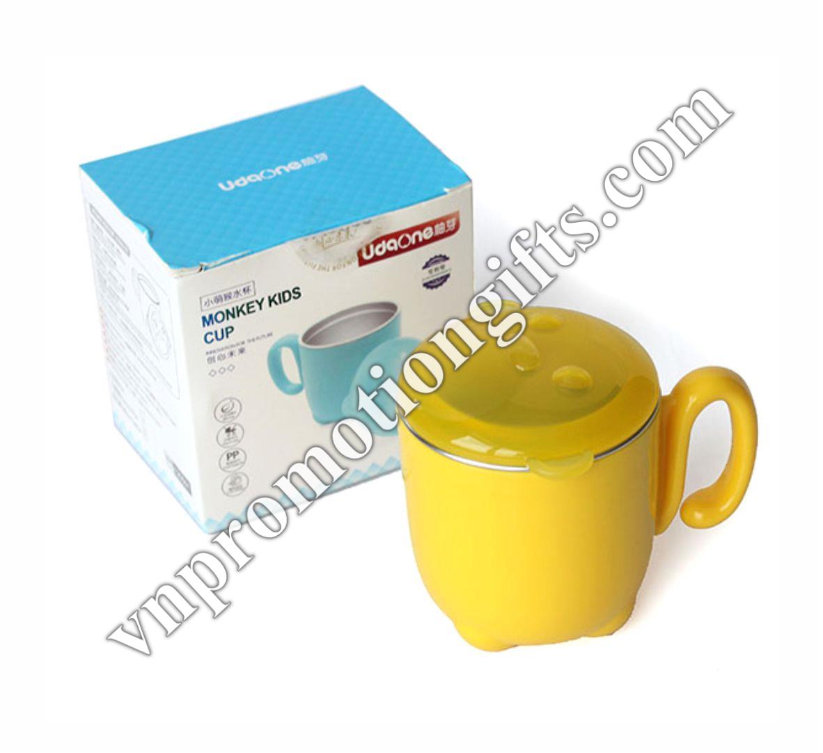 Bộ dụng cụ ăn cho em bé