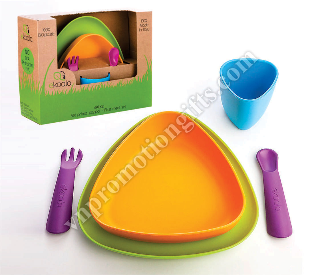 Bộ dụng cụ ăn cho bé